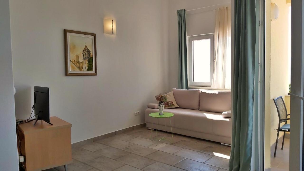 Apartments Borak Omiš Екстериор снимка